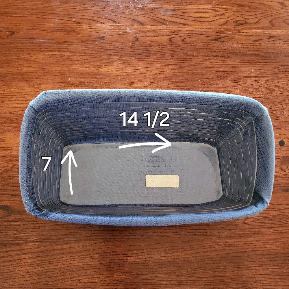 Vintage Longaberger basket - Picture 8 of 10